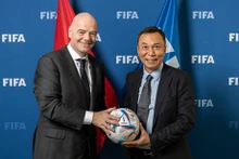 El presidente de la Federación de Fútbol de Vietnam, Tran Quoc Tuan, ha sido designado por la Confederación Asiática de Fútbol (AFC) como jefe de la delegación de esta entidad en la final del Campeonato Asiático de Fútbol Sub-23. (Fuente:VFF)