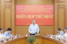 El secretario general del Partido Comunista de Vietnam, To Lam, preside la primera reunión del Comité Central para evaluar la implementación de la Resolución No. 18-NQ/TW (Fuente: VNA)