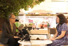 El académico tailandés Kavi Chongkittavorn en una entrevista con la Agencia Vietnamita de Noticias. (Fuente: VNA) 