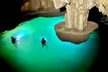 Se ha descubierto un nuevo lago dentro de la prístina cueva Thung dentro del Parque Nacional Phong Nha-Ke Bang, declarado Patrimonio Natural de la Humanidad, en la provincia de Quang Binh. (Foto: VNA)