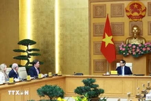 [Foto] Premier vietnamita recibe a dirigentes de universidades estadounidenses