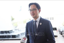 El viceministro de Relaciones Exteriores Do Hung Viet en una entrevista concedida a la Agencia Vietnamita de Noticias (VNA) tras concluir la participación en la AMM-57 y citas conexas. (Fuente: VNA)
