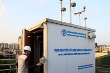 Una estación automática de monitoreo de la calidad del aire en Hanói (Foto: KSONMT)