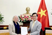 Vietnam fortalece cooperación con ACNUR para disminuir apatridia