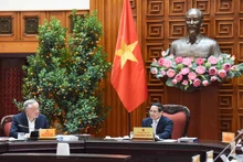El premier Pham Minh Chinh preside décima reunión sobre la racionalización del aparato organizativo del gobierno.