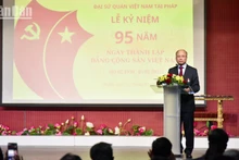 El embajador vietnamita en Francia, Dinh Toan Thang. 