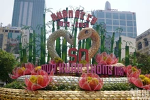 [Foto] Colorida calle de flores de Nguyen Hue antes de la inauguración