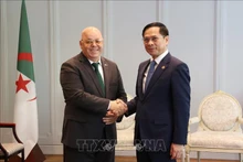Vicepremier y canciller de Vietnam recibe a ministros de Nicaragua y Argelia