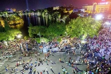Espacio peatonal del lago Hoan Kiem (Fotografía: VNA)