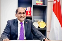 El embajador singapurense en Hanói, Jaya Ratnam (Fuente: VNA) 