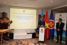 El viceministro de Relaciones Exteriores vietnamita, Do Hung Viet, interviene en el evento. (Fuente: VNA)