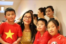 Nguyen Thu Loan, la única profesora del idioma vietnamita durante 15 años en la escuela AWTO en Berlín. (Fuente: VNA)