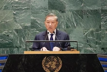 El secretario general del Partido Comunista y presidente de Vietnam, To Lam, interviene en la sesión. (Foto: VNA)