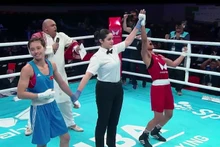 El árbitro concedió la victoria a Nikhat Zareen. 