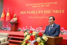 El presidente de la Asamblea Nacional de Vietnam, Tran Thanh Man, habla en el evento. (Fuente: VNA)