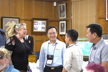 Quang Binh y EE.UU. fortalecen cooperación en estudio de cuevas y desarrollo de turismo de aventura.
