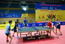 [Foto] Culminan preparativos para Campeonato Nacional de Tenis de Mesa del periódico Nhan Dan