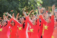 Programa de Ao dai promueve el turismo y la cultura de Ciudad Ho Chi Minh