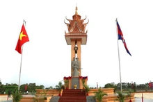 El monumento a la amistad entre Vietnam y Camboya en la provincia camboyana de Svay Rieng. (Fotografía: VNA)