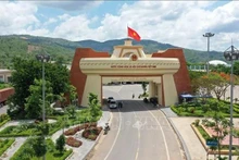 La puerta fronteriza de Lao Bao en el distrito de Huong Hoa (Quang Tri) es una puerta fronteriza típica y modelo en la frontera entre Vietnam y Laos. (Fotografía: VNA)