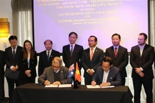 Acto de firma del memorando de entendimiento de cooperación. (Fotografía: VNA)
