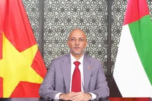 El embajador de los Emiratos Árabes Unidos (EAU) en Hanói, Bader Almatrooshi. (Fotografía: Embajada de EAU)