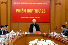 El secretario general del Partido Comunista de Vietnam, Nguyen Phu Trong, interviene en la reunión. (Fotografía: Nhan Dan)