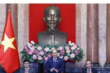 El presidente de Vietnam, Nguyen Xuan Phuc, interviene en el encuentro. (Fotografía: VNA)