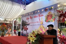 El general de brigada Huynh Dac Huong interviene en el evento. (Fotografía: thoidai.com.vn)