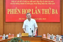 El secretario general del Partido Comunista de Vietnam, To Lam, interviene en la sesión. (Fotografía: Nhan Dan)