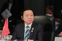 El vicepremier y ministro de Recursos Naturales y Medio Ambiente de Vietnam, Tran Hong Ha, en la conferencia. (Fotografía: VNA)