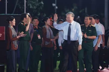 El secretario general del Partido Comunista de Vietnam, To Lam, asiste al programa. (Fotografía: VNA)