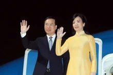 [Foto] Ceremonia de bienvenida al presidente vietnamita en aeropuerto de Haneda