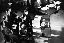 La delegación de la República Democrática de Vietnam, encabezada por el viceprimer ministro Pham Van Dong, en la sesión inaugural de la Conferencia de Ginebra sobre Indochina, en la mañana del 8 de mayo de 1954. (Fotografía: VNA)