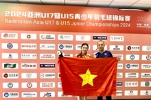 La badmintonista vietnamita Nguyen Thi Thu Huyen gana una medalla de plata en los Campeonatos Asiáticos sub-17 y sub-15. (Fotografía: VNA)