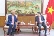 En la reunión. (Fotografía: vietnamtourism.gov.vn)