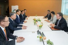 El encuentro entre el máximo dirigente de Vietnam, To Lam, y el administrador del PNUD, Achim Steiner. (Fotografía: VNA)