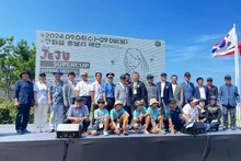 Los delegados posan en un evento en la isla de Jeju. (Fotografía: Asociación de Turismo de Ninh Thuan)