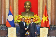 [Foto] Presidente de Vietnam recibe a primer ministro de Laos