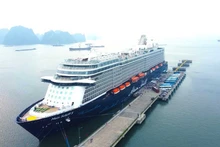 Un crucero de cinco estrellas arriba a la ciudad de Ha Long, en Quang Ninh, en mayo de 2023. (Fotografía: quangninh.gov.vn)