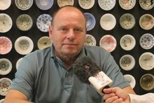 El presidente de la Asociación de Amistad República Checa-Vietnam, Milos Kusy, en la entrevista. (Fotografía: VNA)