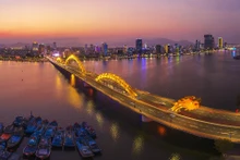 El Puente del Dragón, una de las mayores atracciones de Da Nang. (Fotografía: baoquocte.vn)