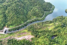 Descubrir belleza del pintoresco lago Da Teh