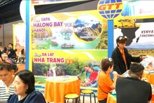 Destinos turísticos de Vietnam presentados en feria de turismo en Malasia. (Fotografía: VNA)