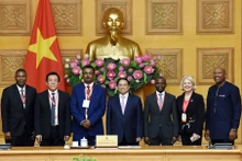 [Foto] Premier vietnamita recibe a delegados ministeriales de Agricultura