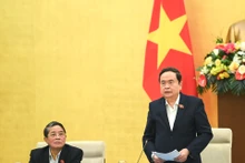 El presidente de la Asamblea Nacional de Vietnam, Tran Thanh Man, habla en la sesión. (Fotografía: Nhan Dan)