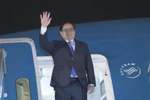 El primer ministro de Vietnam, Pham Minh Chinh, parte de Hanói para la gira europea. (Fotografía: VNA)
