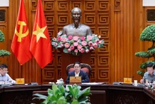 El primer ministro de Vietnam, Pham Minh Chinh, habla en la reunión. (Fotografía: Nhan Dan)