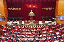 En una reunión del undécimo pleno del Comité Central del Partido Comunista de Vietnam del XIII mandato. (Fotografía: VNA)