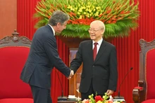 [Foto] Máximo dirigente partidista de Vietnam recibe a jefe de la diplomacia de Estados Unidos
